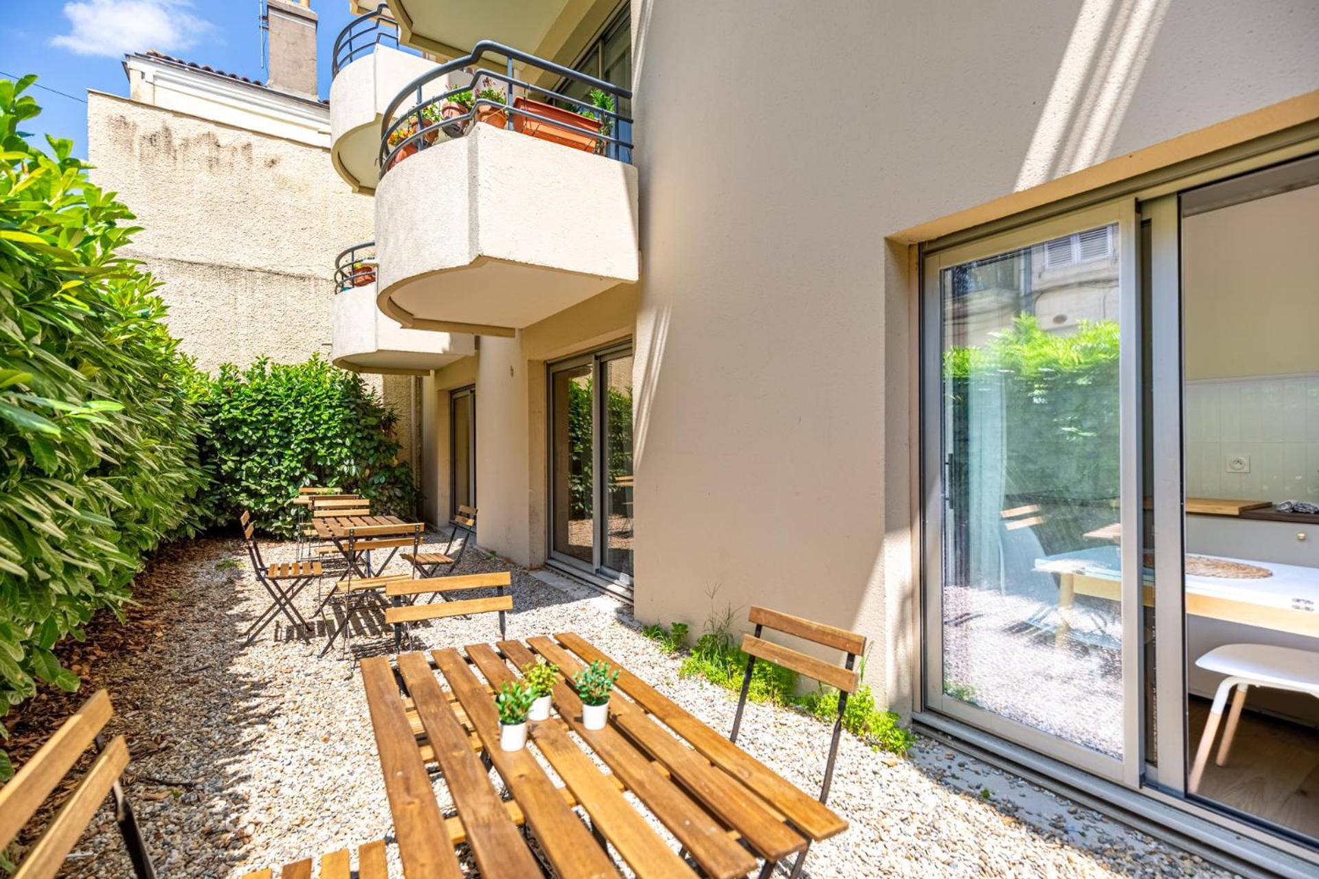 Lavie Maison Balneo Garden Flat ボルドー エクステリア 写真